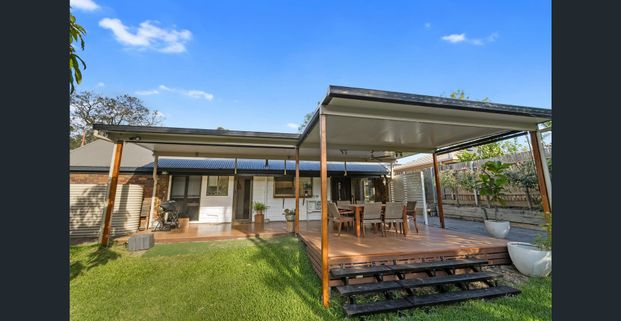 ENTERTAINER'S DELIGHT IN WHITES HILL RESERVE - Photo 1