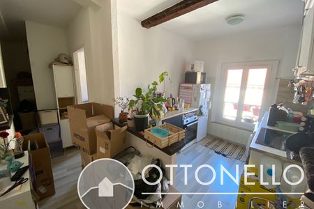 Appartement 33 m2 - 2ème étage ROQUEBRUNE SUR ARGENS - Photo 2