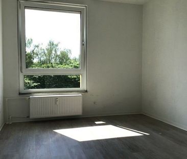 Ein ruhiges Plätzchen für Ihre Liebsten finden Sie in dieser 3-Zimmer-Wohnung in Freisenbruch! WBS! - Photo 6