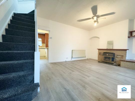 3 Bedroom House - Photo 1