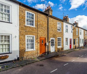 2 bedroom terraced house to rent - Photo 2