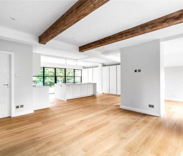 5 bedroom detached house to rent - Photo 1