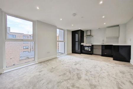 1 bedroom flat to rent - Photo 2