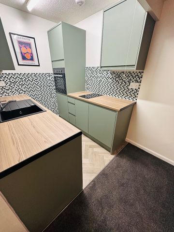 1 Bed Flat, Chantrell Court, LS2 - Photo 5