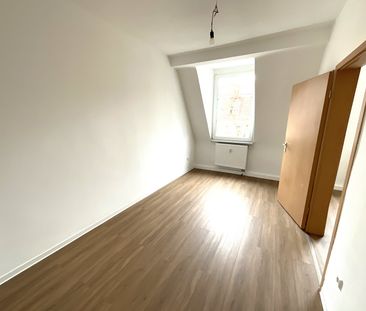 2-Zimmer-Dachgeschosswohnung in Nürnberg Gibitzenhof - Photo 1