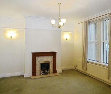 Terraced House to rent on - Photo 5