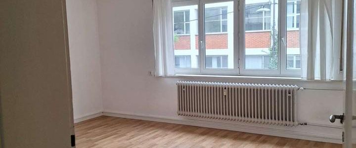 Helles Zimmer in 3er-WG in Stuttgart-Ost - Foto 1