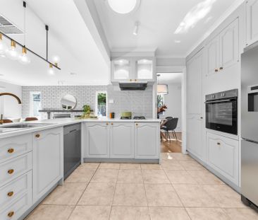 Effortless Living in a Prime Bayswater Pocket - Photo 6