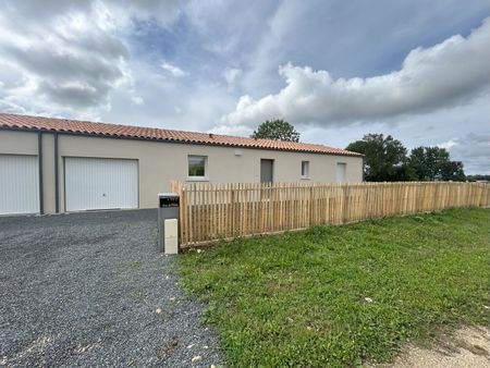 Location maison 4 pièces, 86.87m², Saint-Martial-de-Vitaterne - Photo 2