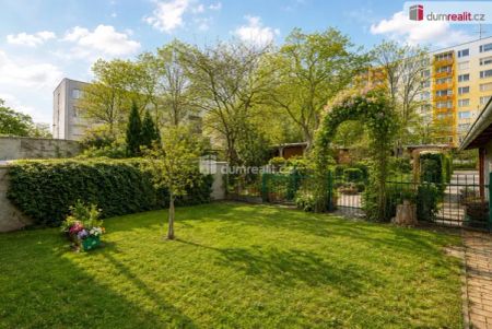 Pronájem bytu 1+kk, 21 m - Fotografie 5