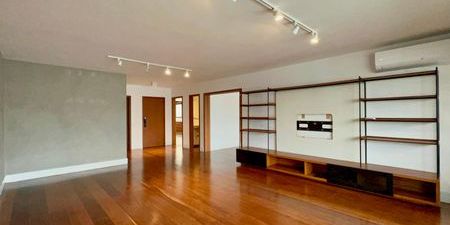 Apartamento para alugar com 265m², 4 quartos e 3 vagas - Photo 3
