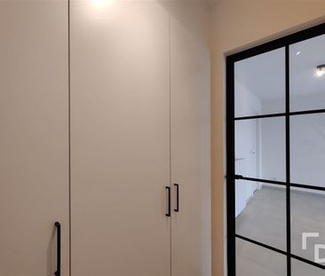 Gezellig dakappartement met terras en autostaanplaats. - Photo 3