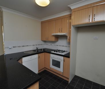 MODERN 2 BEDROOM APARTMENT LOCATED CLOSE TO AMENTITIES - Photo 3