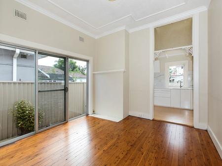 216 Chuter Avenue, Sans Souci NSW 2219 - House For Rent | Domain - Photo 2