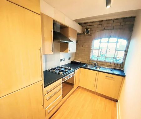 2 bedroom flat to rent - Photo 4