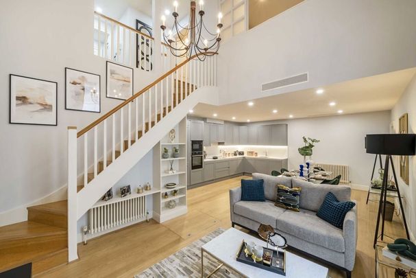 Woods Mews, Mayfair, W1K - Photo 1