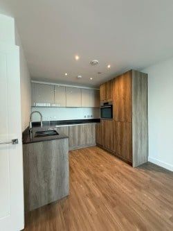 1 Bed Flat, Wheatstone House, W4 - Photo 3