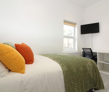 1 bedroom in a house share to rent - Photo 1