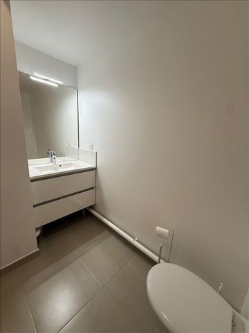 1 pièce - Meublé - 30,04 m² - 1er étage - Colocation non autorisée - Photo 3