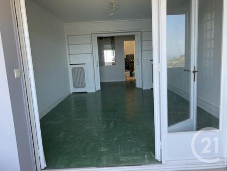Location Appartement 3 pièces 82m² VILLEFRANCHE SUR MER 06230 - Photo 3