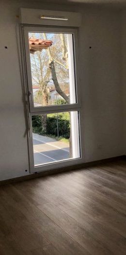 T2 AVEC LOGGIA + PARKING - Photo 1