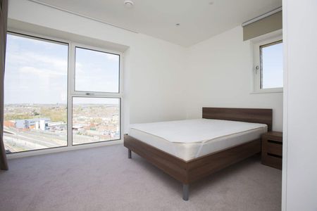 Egremont House, E20 1BF, London - Photo 4