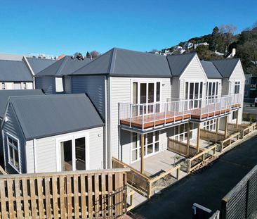 Brand new 1-bedroom apartment on George St - Photo 2
