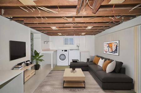 For Lease - 92 Dufferin Street, St. Catharines, Ontario - Photo 2