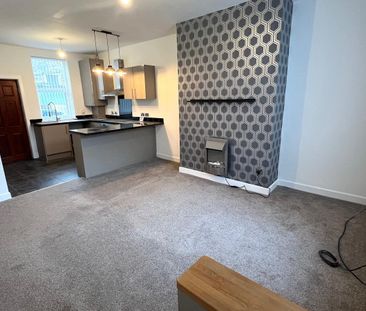 2 bedroom house to rent - Photo 1