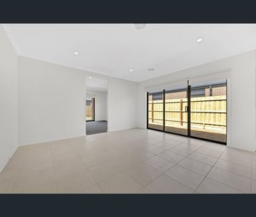 55 Ficus Circuit, Wallan, Vic 3756 - Photo 2