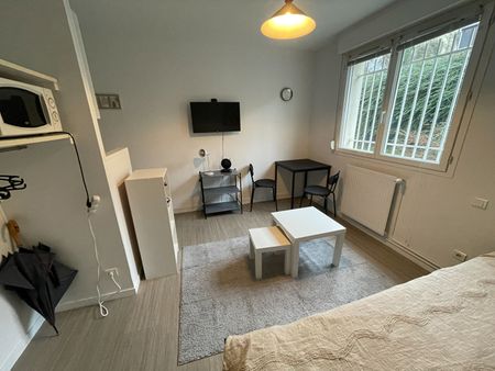 Location Appartement 1 pièce 17m² - Photo 5