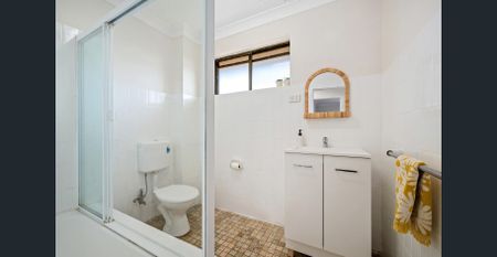 BEAUTIFUL 2 BEDROOM 1 BATHROOM UNIT 850M TO AUBURN STATION - Photo 2