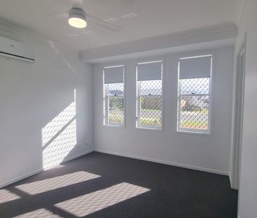 Located in the sought-after Plainland Crossing Estate, this family ... - Photo 5