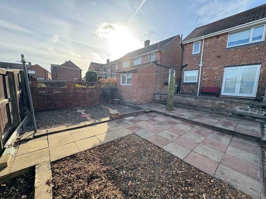 2 bed semi-detached house to rent in SR4 - Photo 1