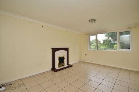 Shortdale Road, Aldershot - Photo 3