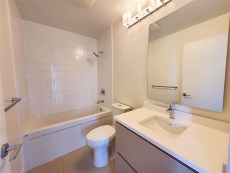 8850 University Crescent Crescent #517, Burnaby, BC V5A0C8 - Photo 4