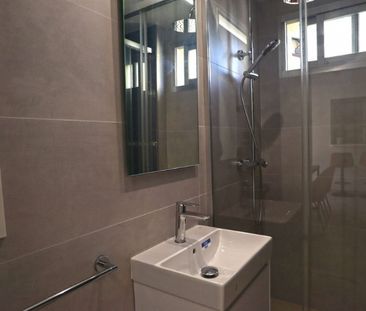 2 Bedroom Apartment For Rent in Marbella, Málaga - Photo 1