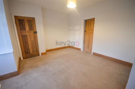 Manor Road, Killamarsh, S21 - Photo 2