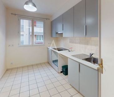 Location Appartement 3 pièces 74m² - Photo 6