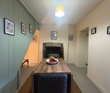 2 bedroom terraced house to rent - Photo 4