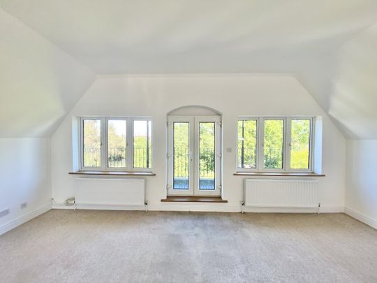 Crowstone Road Westcliff on Sea, Property for rent - Photo 1