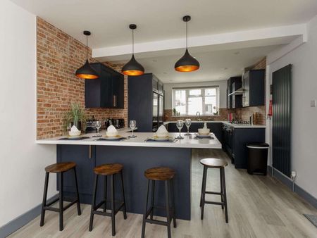 Chichester Road Room 4 - Photo 5