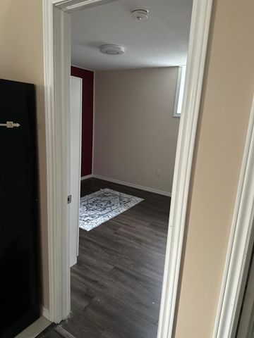 For Lease - 207 Otterbein Road, Kitchener, Ontario - Photo 2