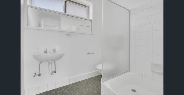 CONVENIENT LOCATION, COMFORTABLE LIVING - Photo 1