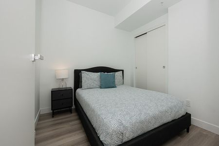 Rue Versailles - Photo 4