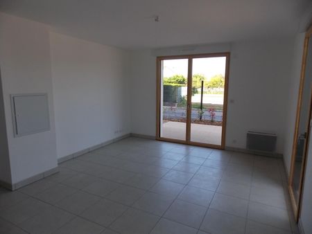 Location Appartement 3 pièces 68m² TOURS 37100 - Photo 2
