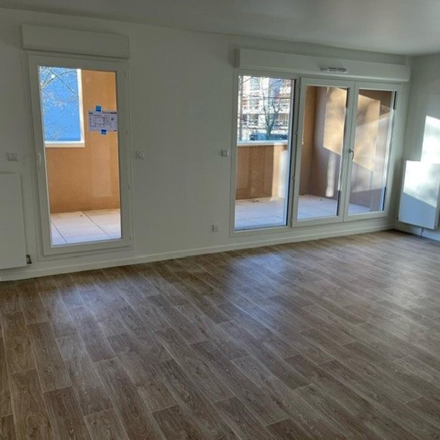 location Appartement T3 DE 68.11m² À CHARTRES - Photo 1