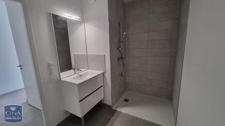 Location Appartement 1 pièce 39m² CLERMONT FERRAND 63000 - Photo 4