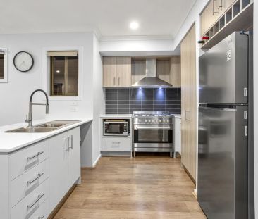 Modern Elegance in the Heart of Strathtulloh - Photo 6