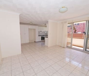 Spacious with a Modern Touch, 2-Bedroom Unit in the Heart of Fairfi... - Photo 4